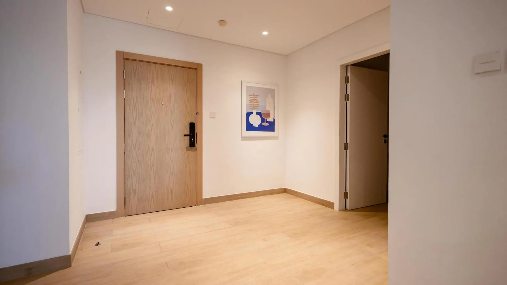 Higuests Experience Coastal Elegance At La Rive 2 In La Mer Dubai Apartment