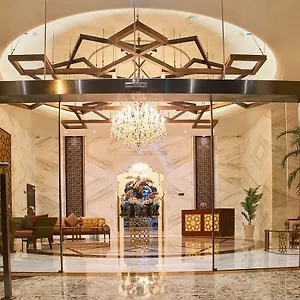 4* Отель Carlton Creek